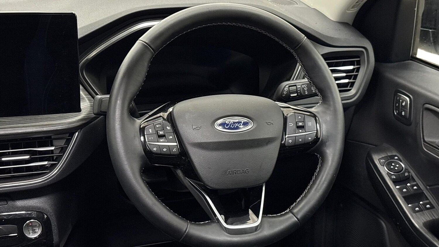 Used Ford Kuga 2025 for sale - 77034563: Photo 10