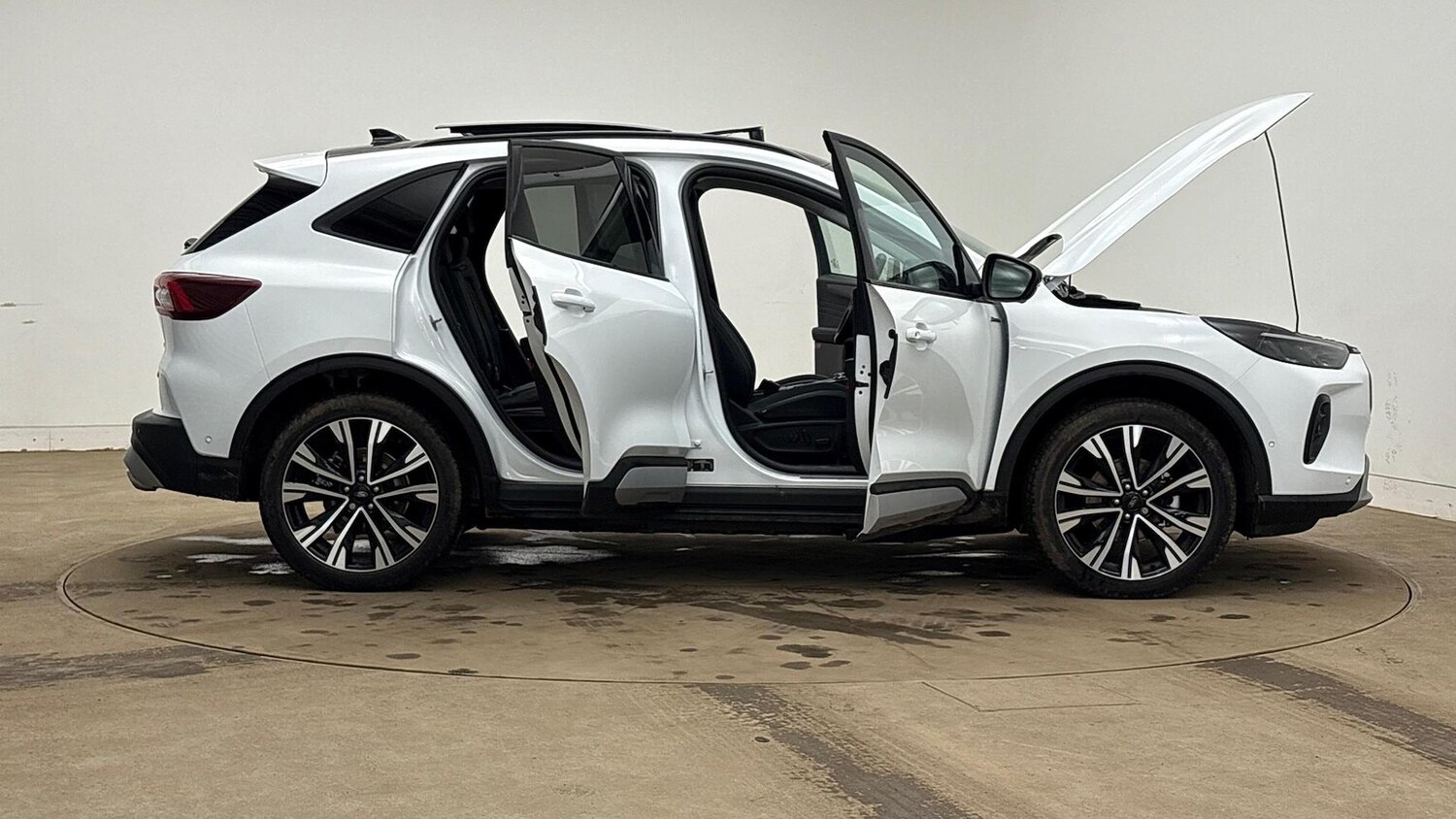 Used Ford Kuga 2025 for sale - 77034563: Photo 25