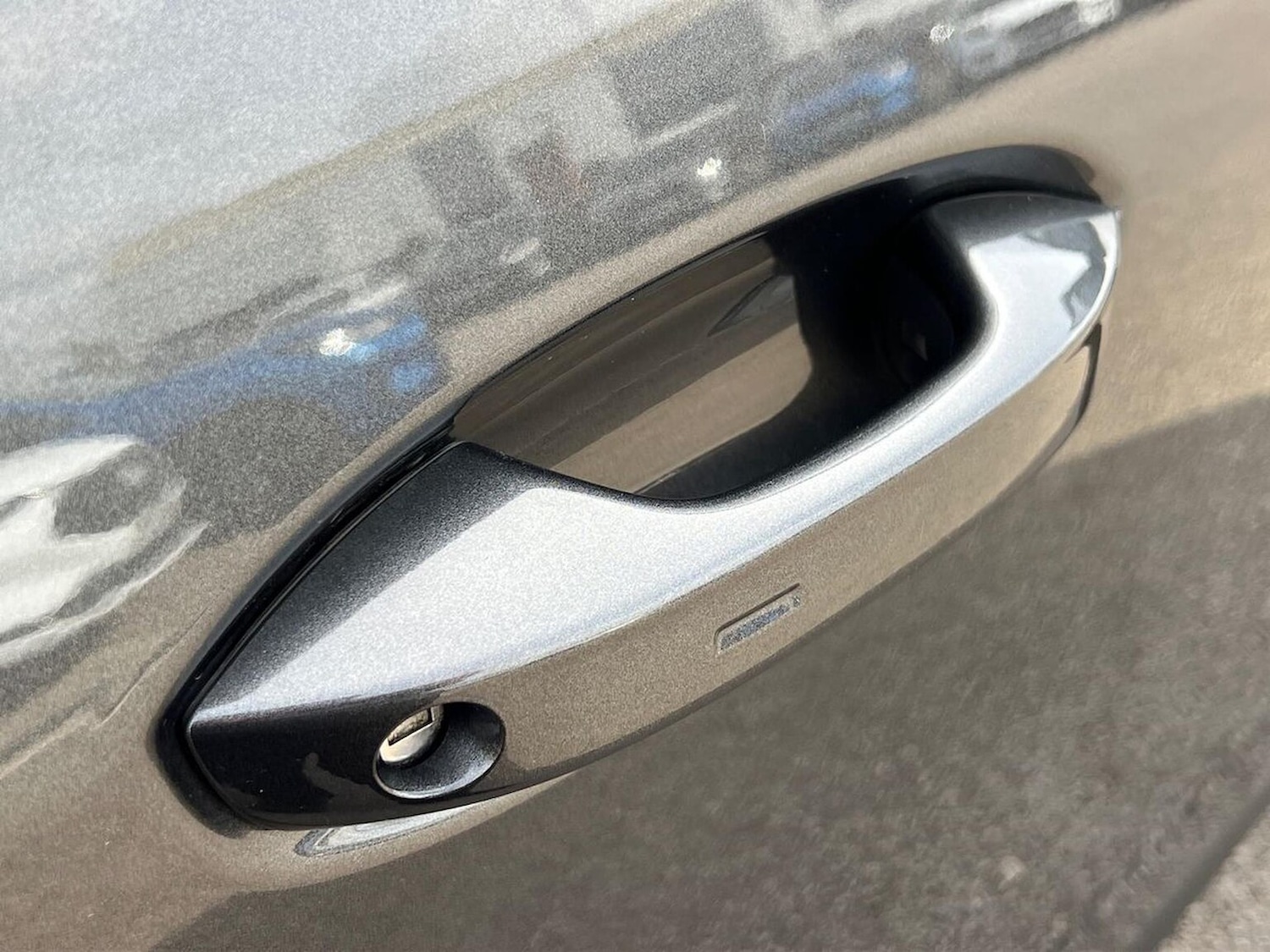 Used Ford Explorer 2026 for sale - 78210260: Photo 23