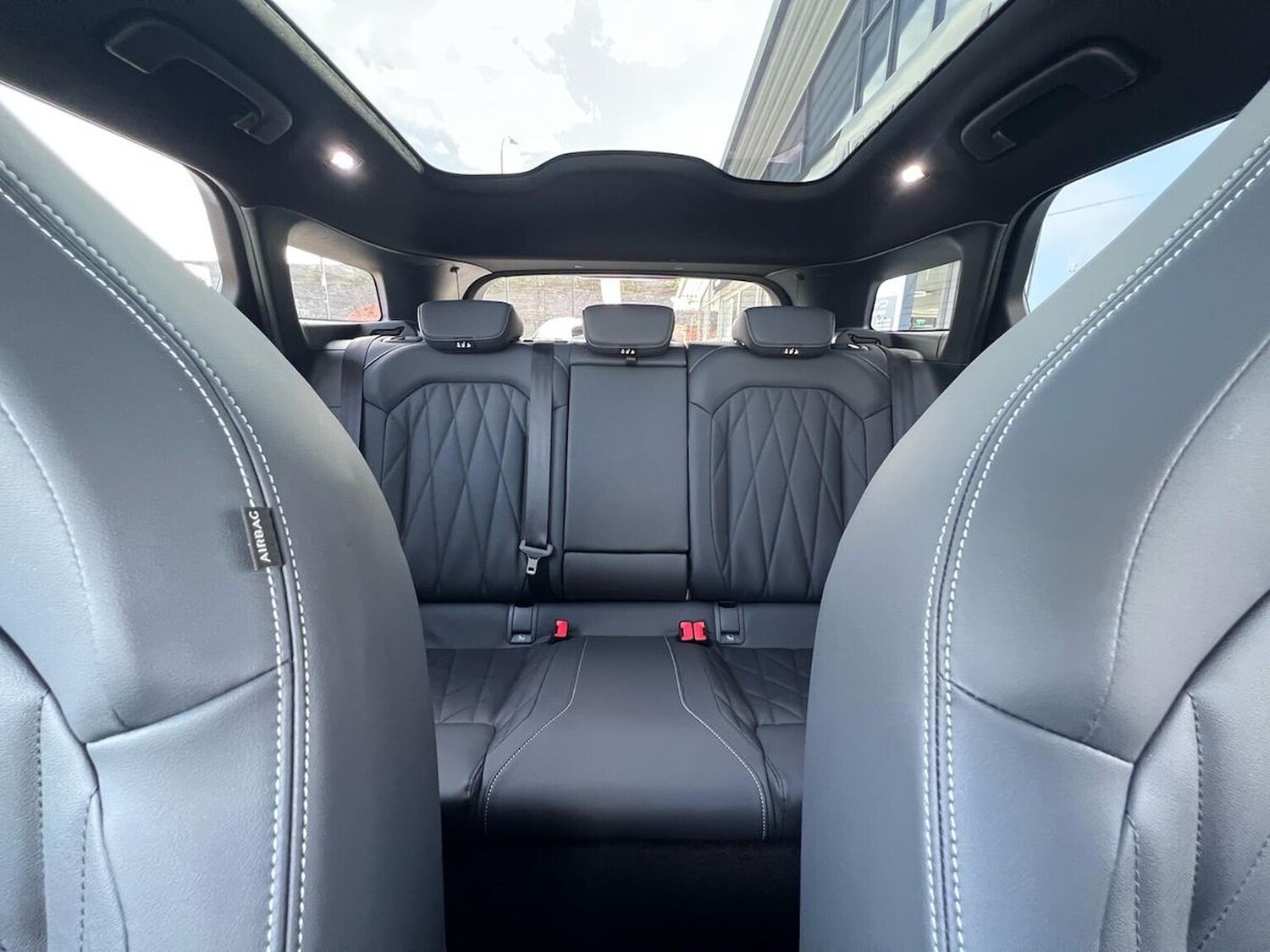 Used Ford Explorer 2026 for sale - 78210260: Photo 36