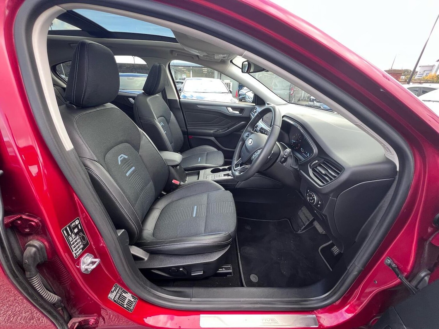 Used Ford Focus 2019 for sale - 76387160: Photo 31