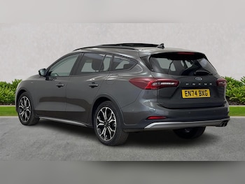Used Ford Focus 2025 for sale - 76273476: Photo 2