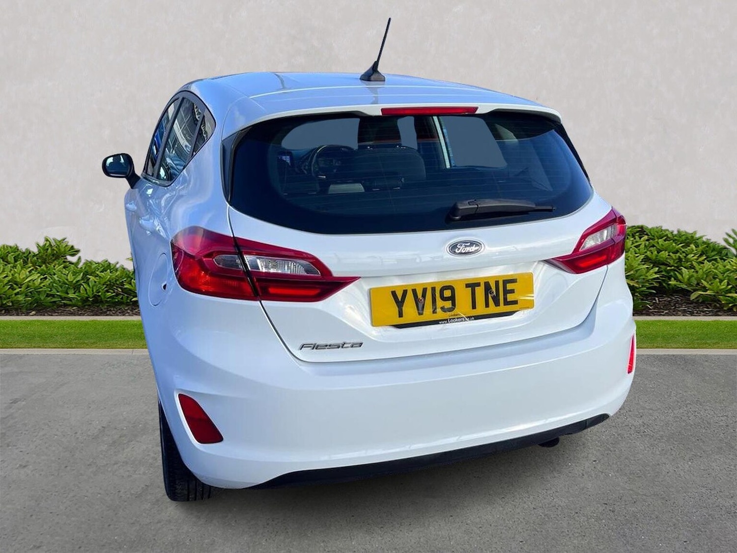 Used Ford Fiesta 2019 for sale - 76799432: Photo 2