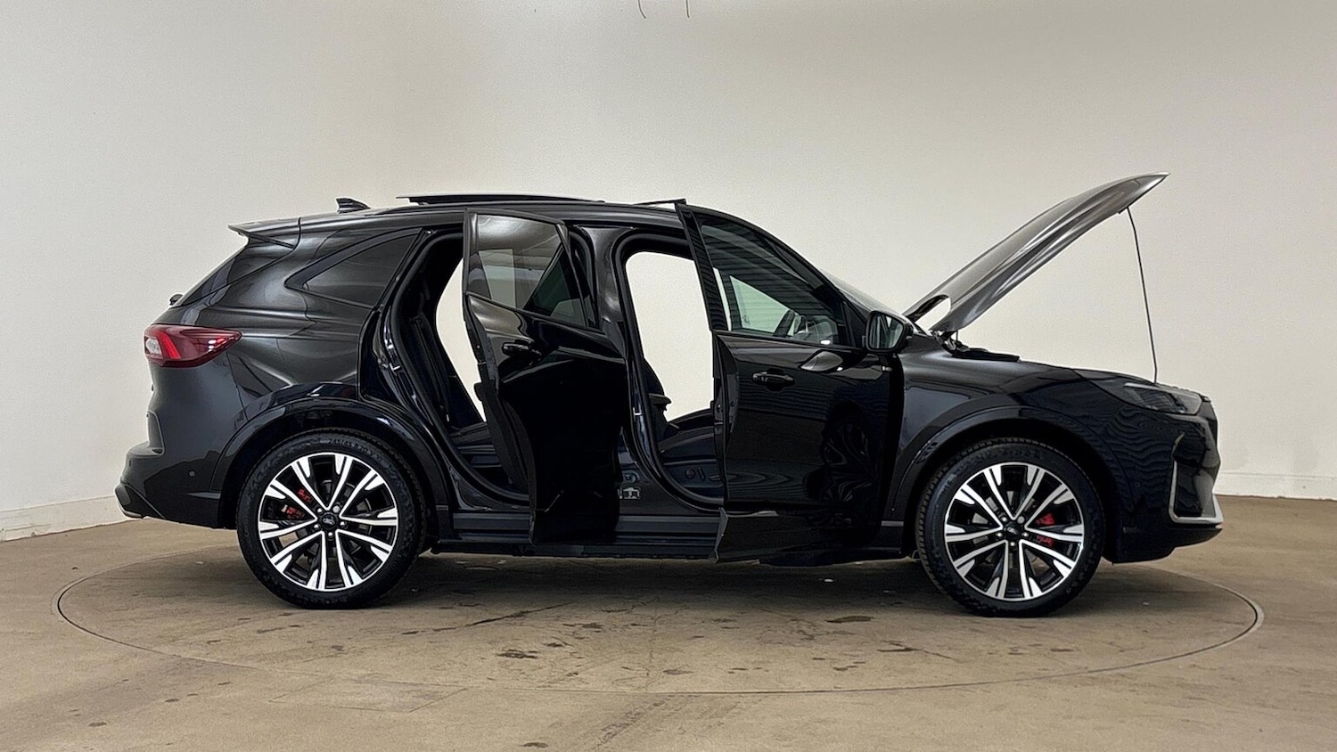 Used Ford Kuga 2025 for sale - 76848752: Photo 24