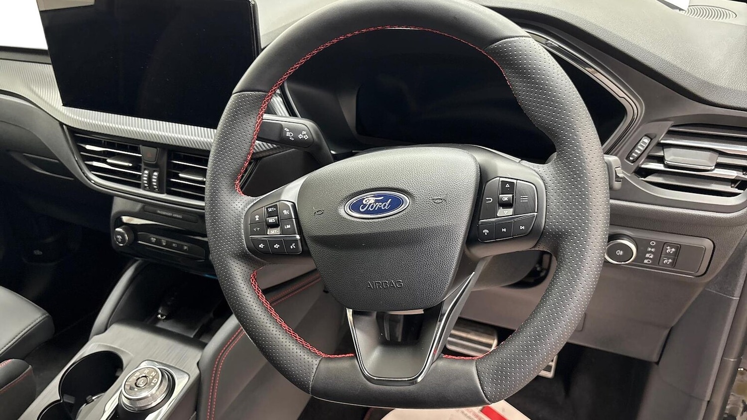 Used Ford Kuga 2025 for sale - 76848752: Photo 9