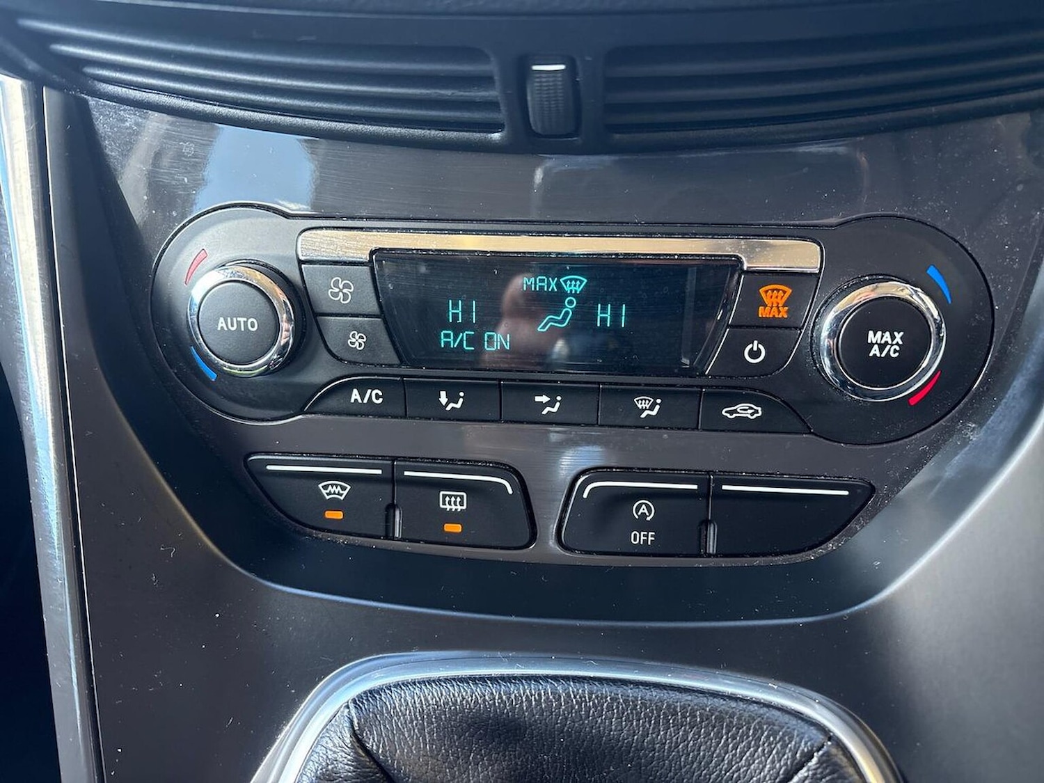 Used Ford Kuga 2015 for sale - 76027532: Photo 12