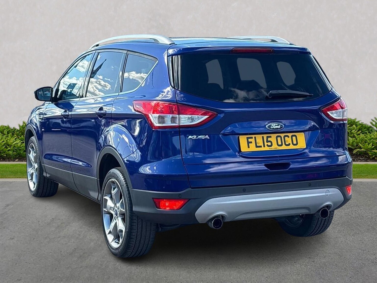 Used Ford Kuga 2015 for sale - 76027532: Photo 2