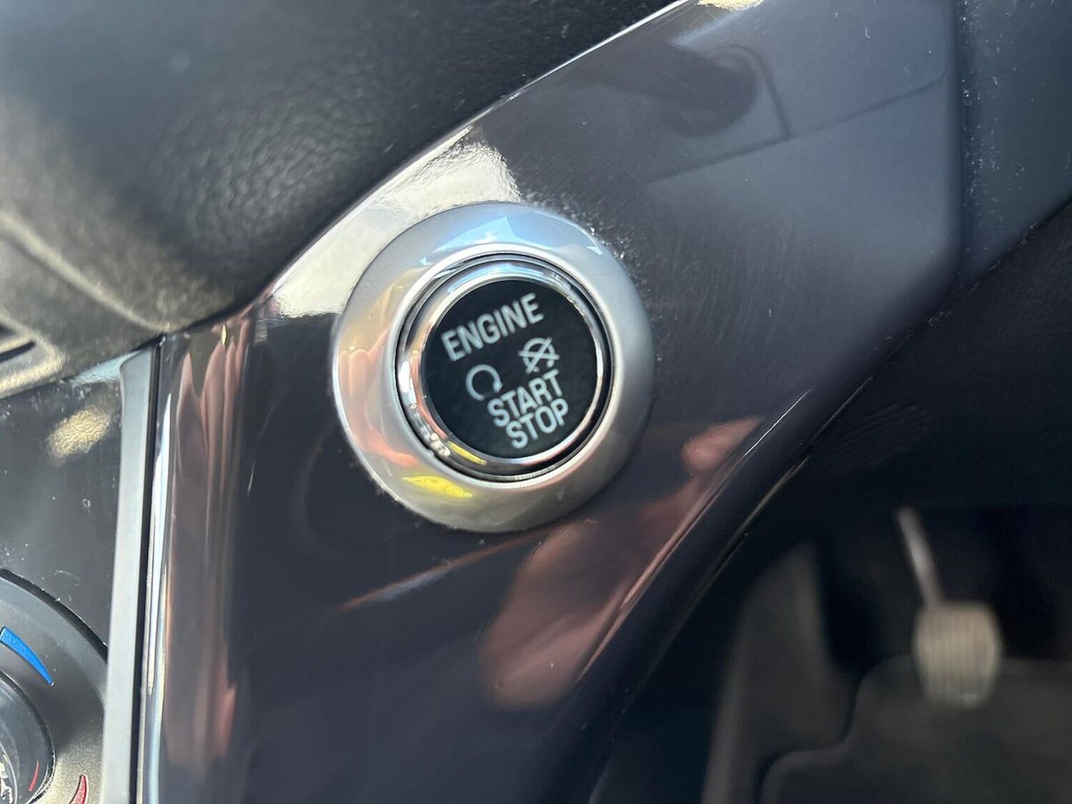 Used Ford Kuga 2015 for sale - 76027532: Photo 35