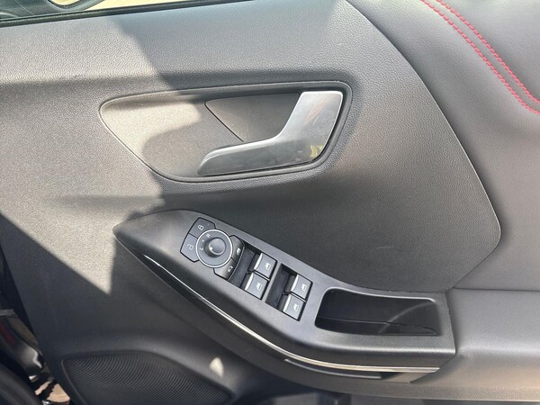 Used Ford Puma 2023 for sale - 76064299: Photo 30