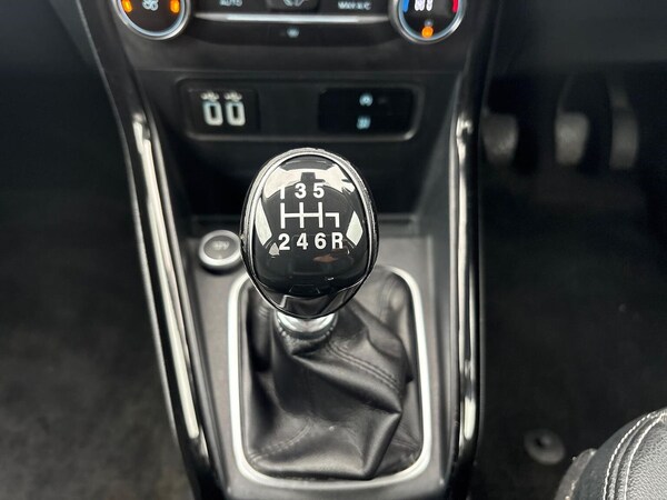 Used Ford Ecosport 2018 for sale - 76157243: Photo 13