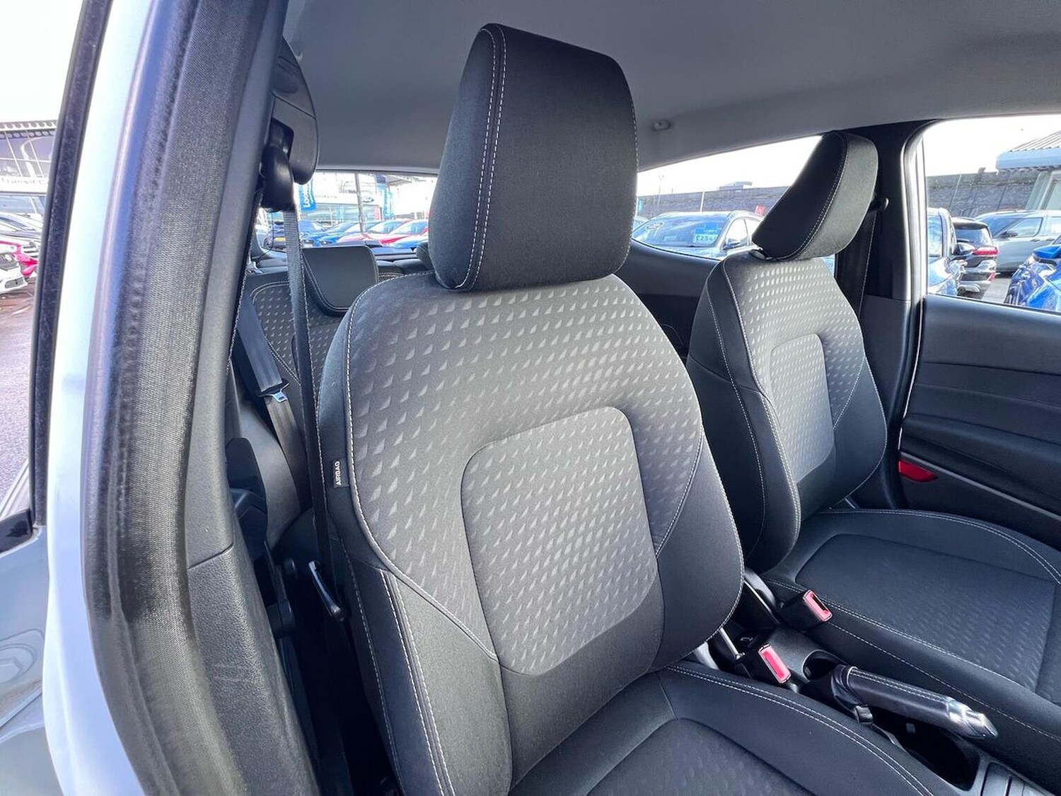 Used Ford Fiesta 2019 for sale - 76637712: Photo 32