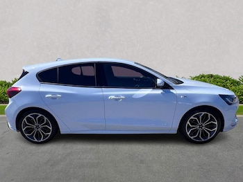 Used Ford Focus 2026 for sale - 78427894: Photo