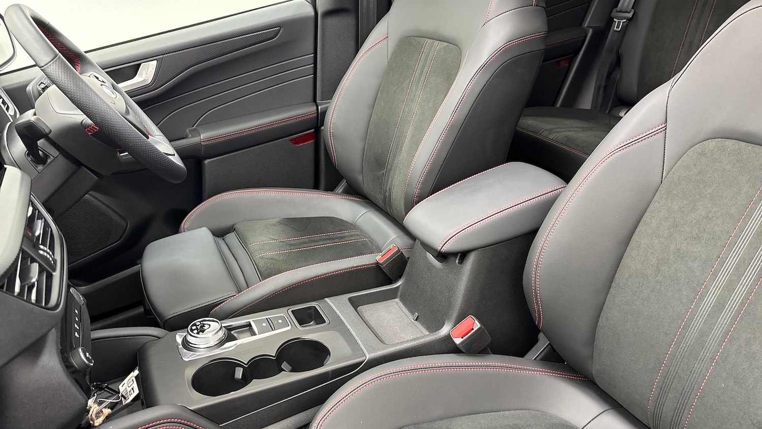 Used Ford Kuga 2024 for sale - 76757439: Photo 16