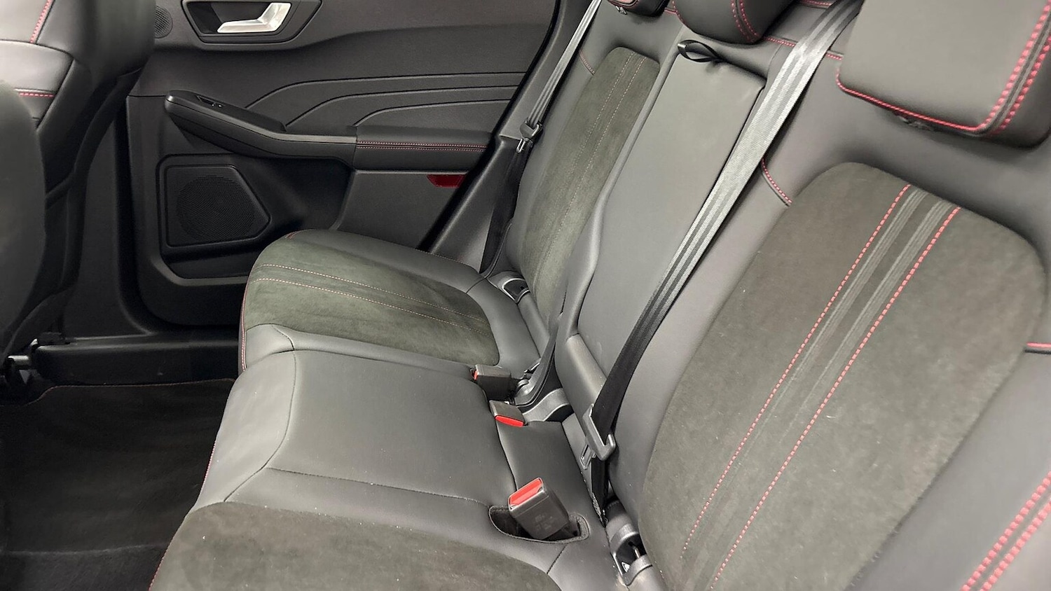 Used Ford Kuga 2024 for sale - 76757439: Photo 17