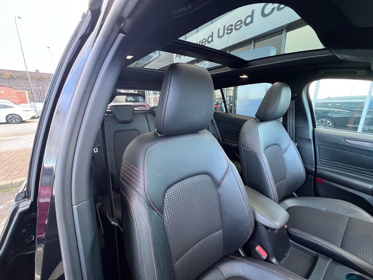 Used Ford Focus 2020 for sale - 76897133: Photo 32