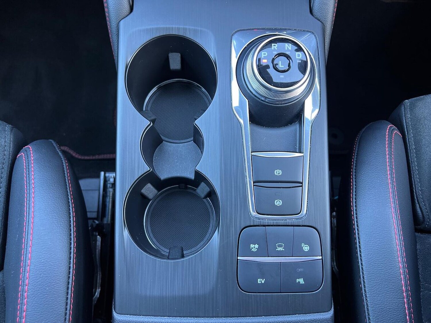 Used Ford Kuga 2023 for sale - 76599180: Photo 13