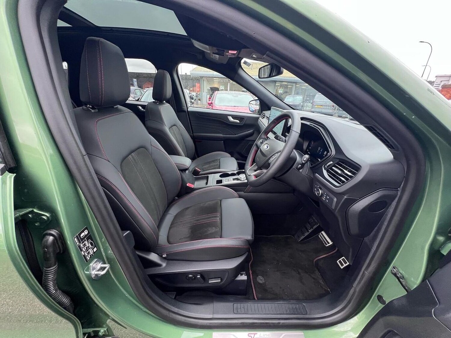 Used Ford Kuga 2025 for sale - 77896307: Photo 31