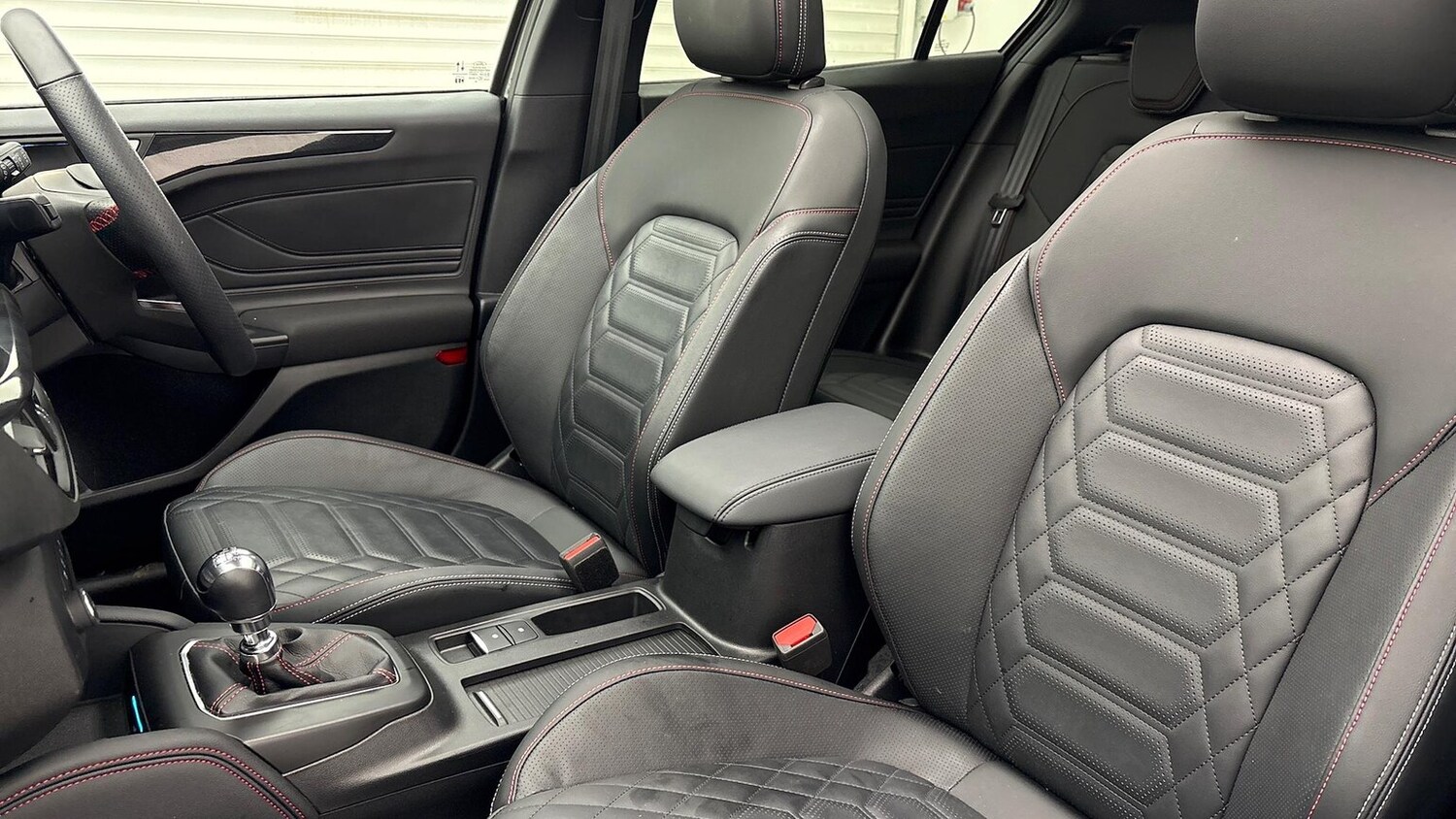 Used Ford Focus 2024 for sale - 77033465: Photo 16