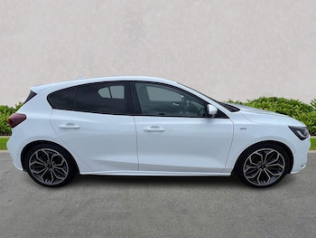 Used Ford Focus 2024 for sale - 79569189: Photo
