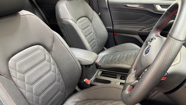 Used Ford Focus 2024 for sale - 76273480: Photo 15