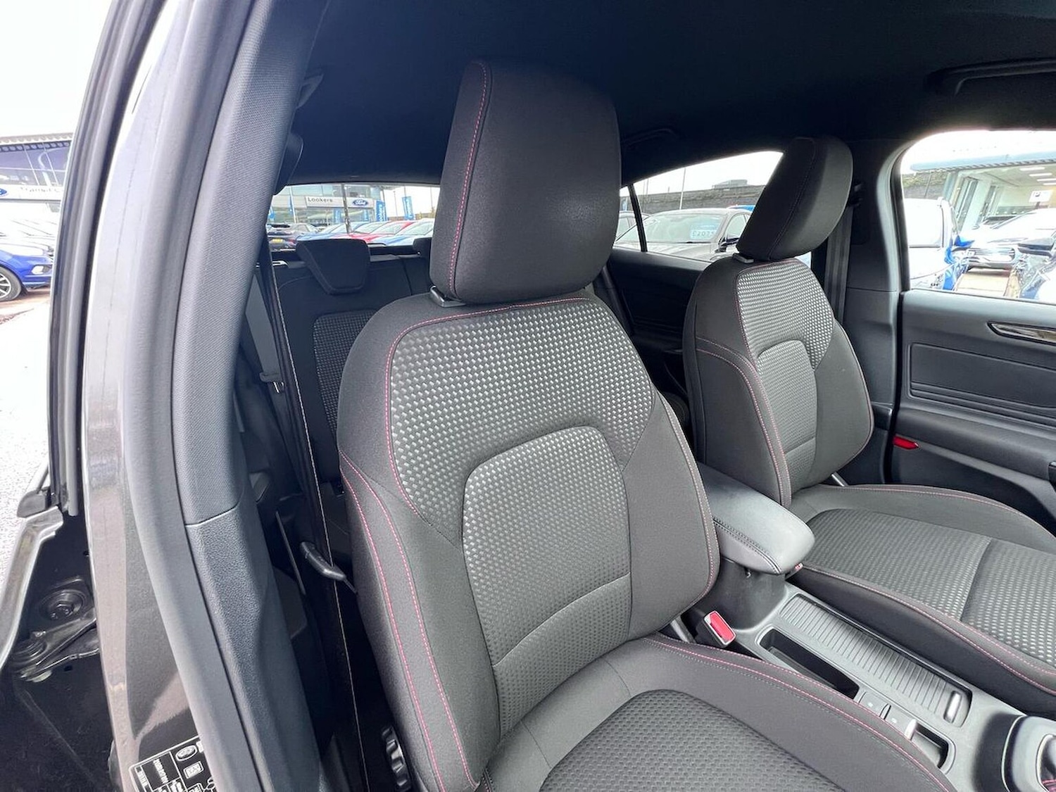 Used Ford Focus 2022 for sale - 76536646: Photo 32