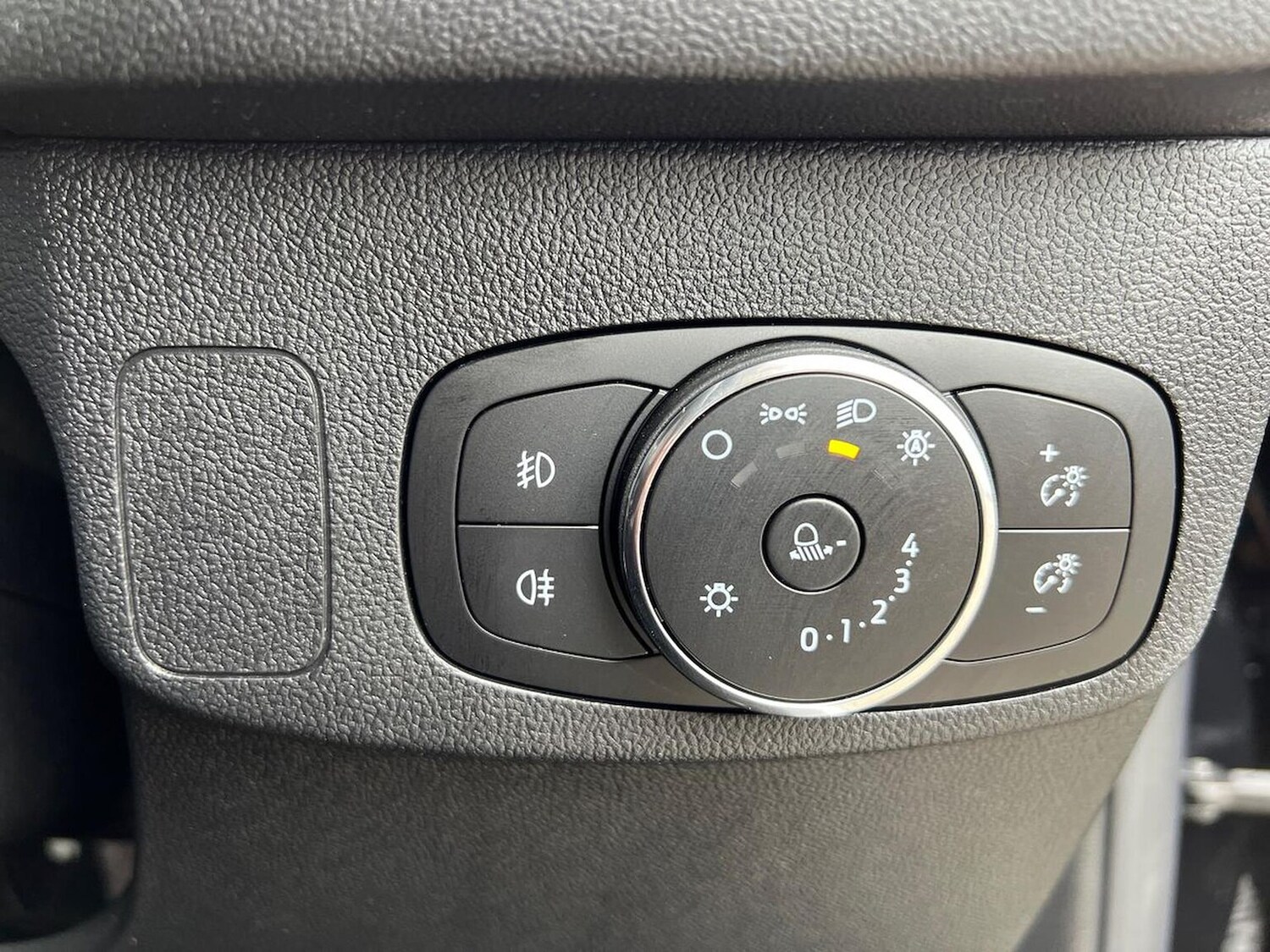 Used Ford Focus 2024 for sale - 76065597: Photo 22