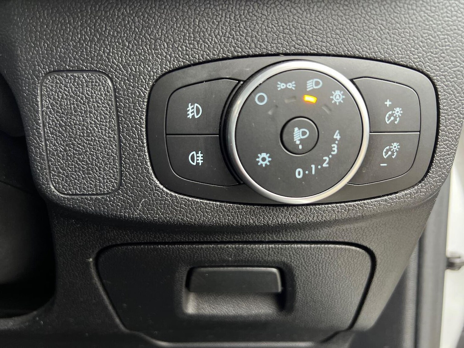 Used Ford Focus 2018 for sale - 76935392: Photo 22