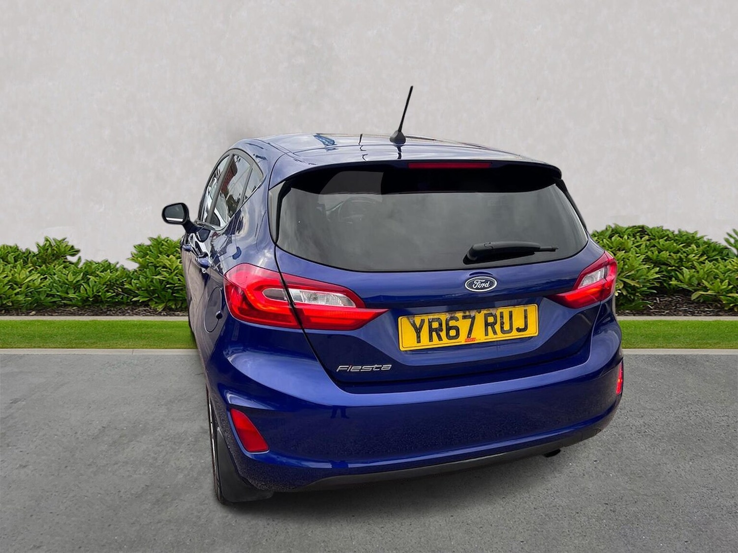 Used Ford Fiesta 2017 for sale - 76505013: Photo 2