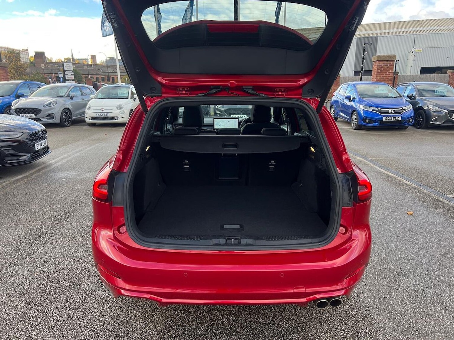 Used Ford Focus 2023 for sale - 76387165: Photo 17