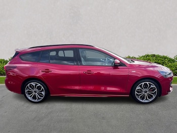Used Ford Focus 2023 for sale - 76387165: Photo