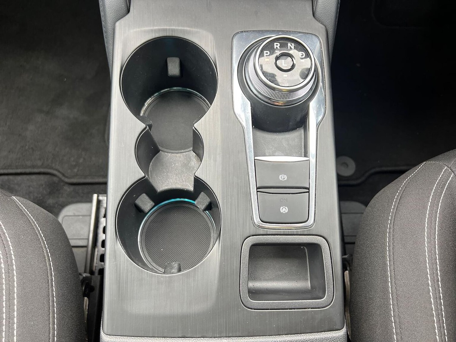 Used Ford Kuga 2024 for sale - 76707567: Photo 13