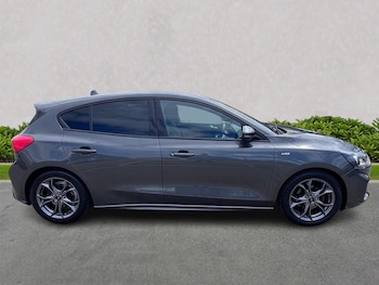 Used Ford Focus 2019 for sale - 75593192: Photo