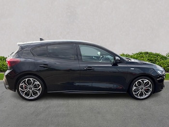 Used Ford Focus 2023 for sale - 79017820: Photo