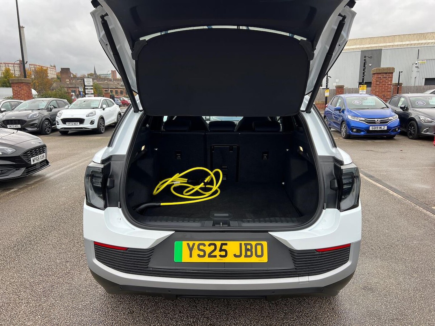 Used Ford Explorer 2025 for sale - 76536626: Photo 17