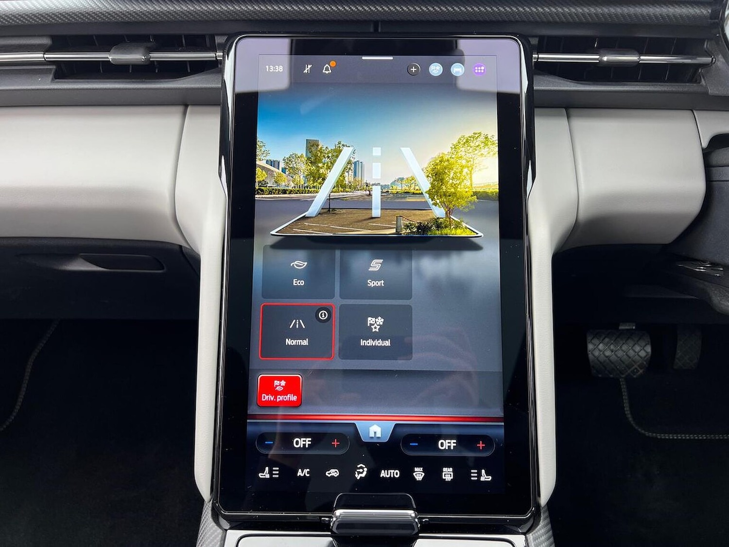 Used Ford Explorer 2025 for sale - 76536626: Photo 25