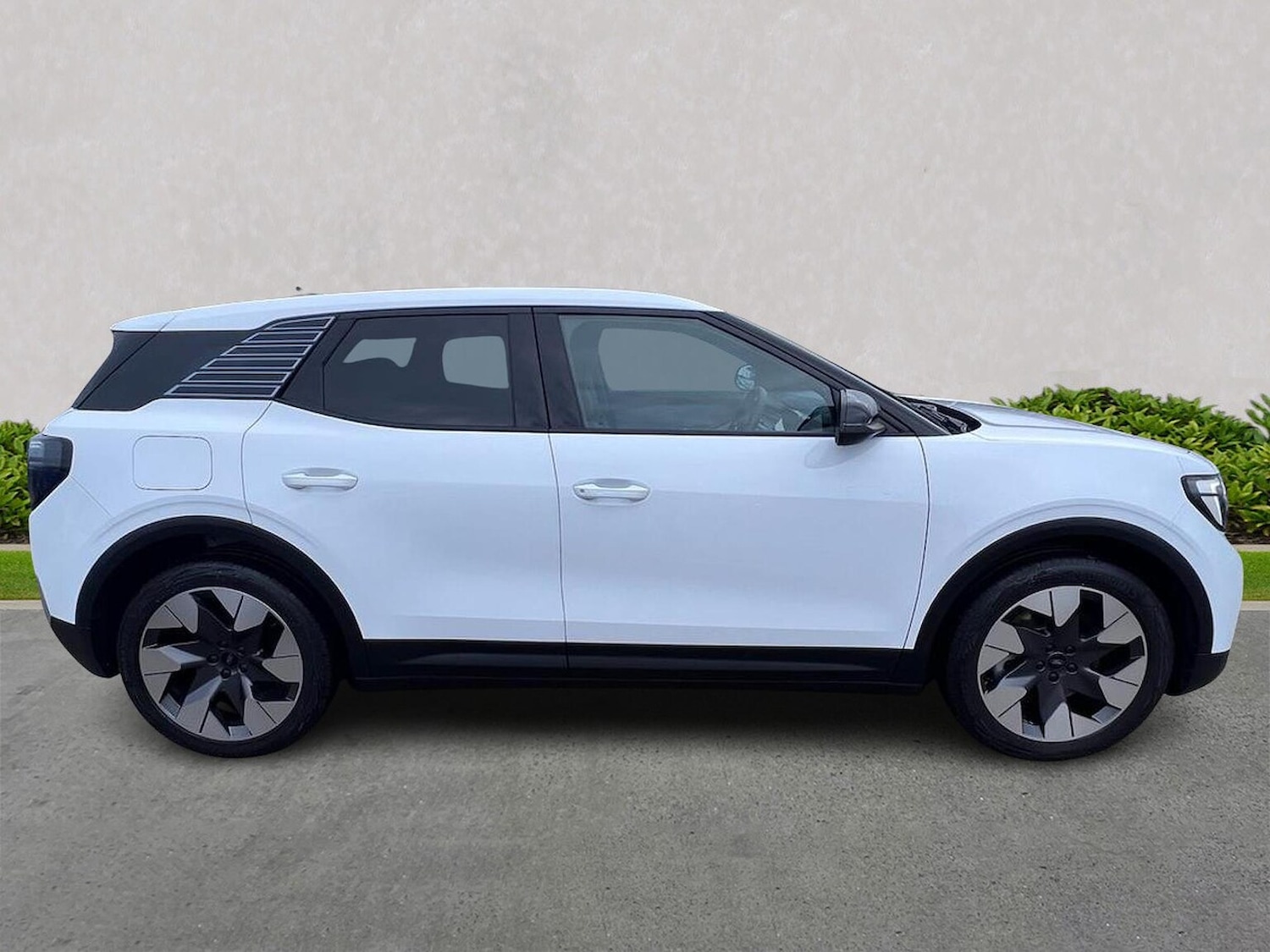 Used Ford Explorer 2025 for sale - 76536626: Photo 3