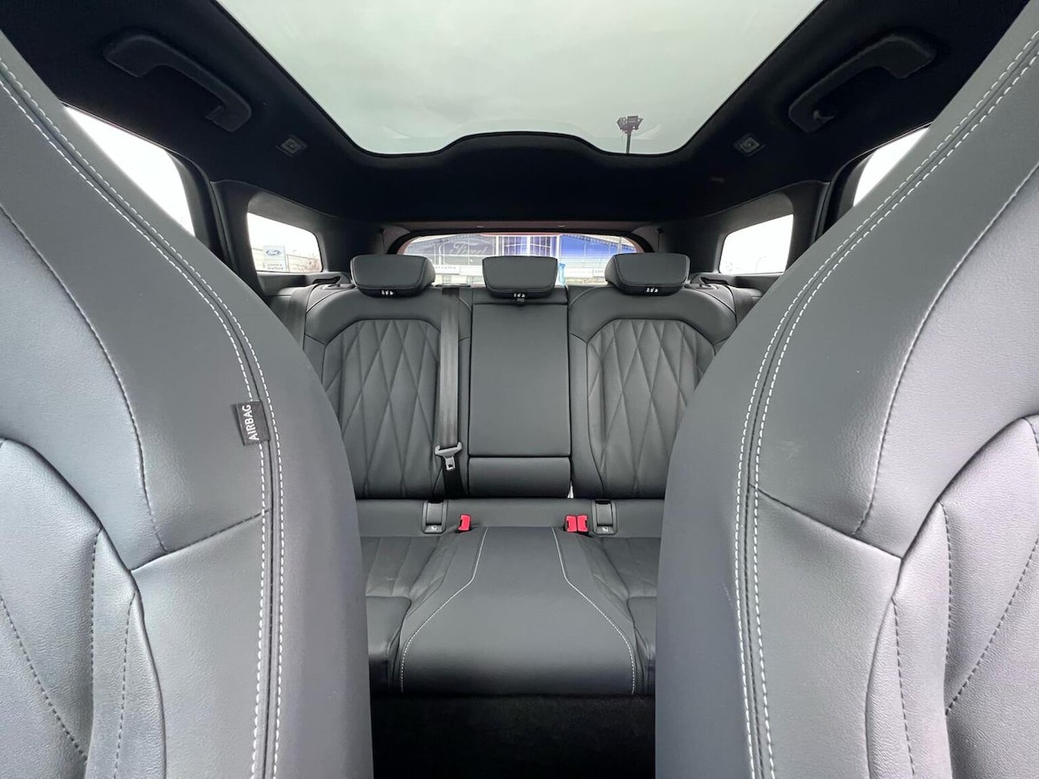 Used Ford Explorer 2025 for sale - 76536626: Photo 34