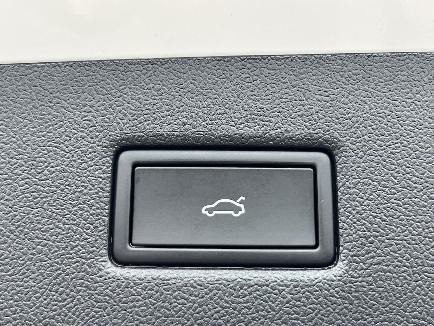 Used Ford Explorer 2025 for sale - 76536626: Photo 37