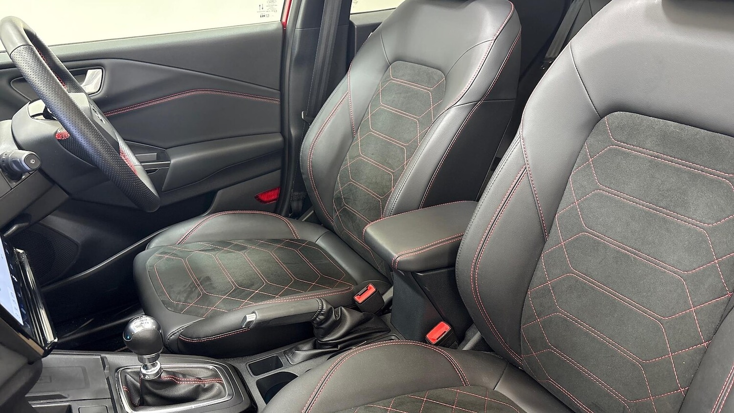 Used Ford Puma 2024 for sale - 76352508: Photo 16