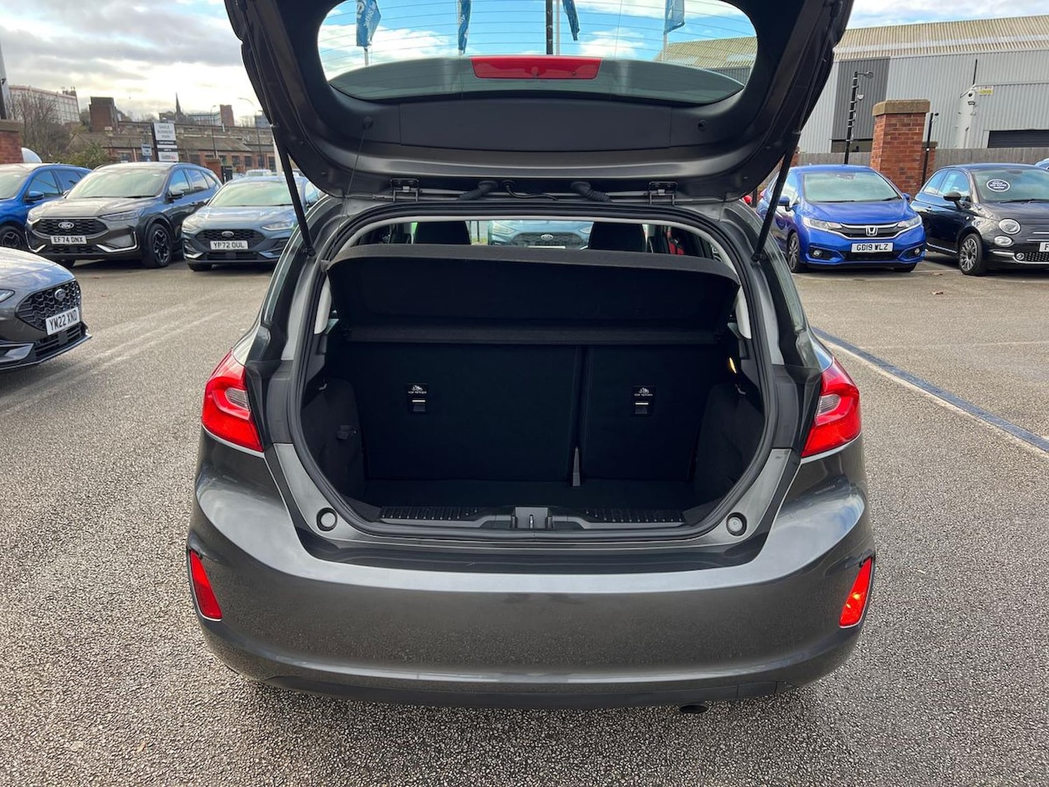 Used Ford Fiesta 2018 for sale - 76628070: Photo 17