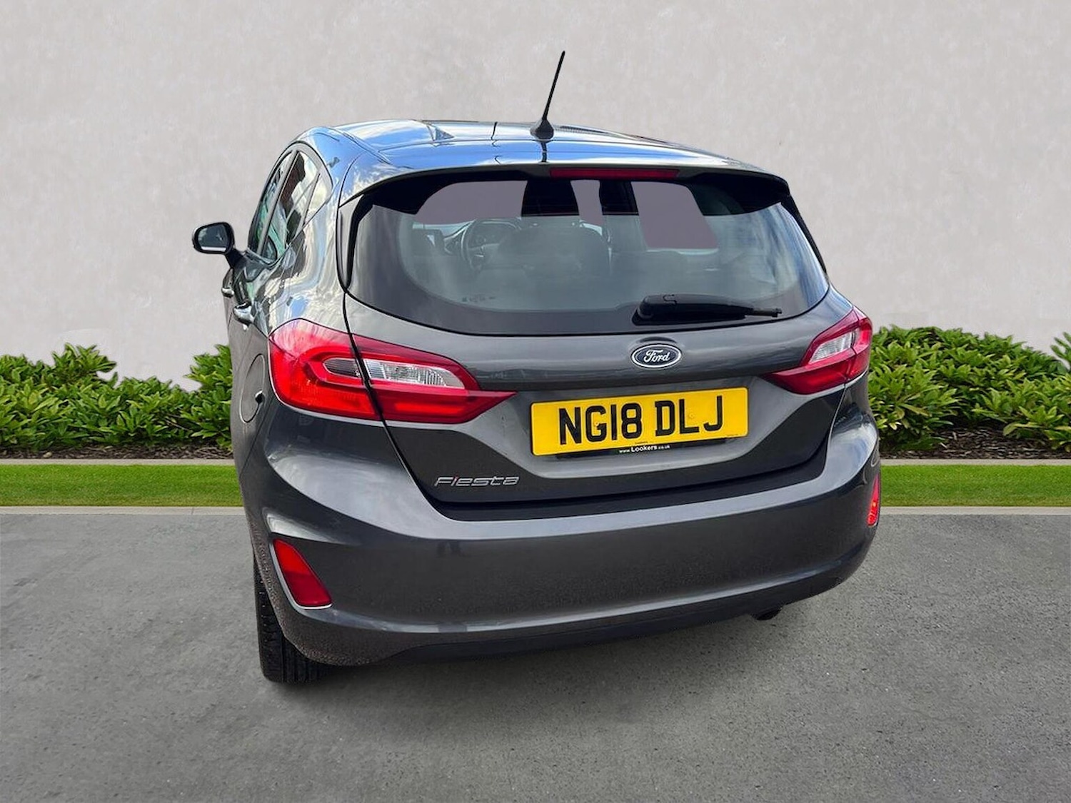 Used Ford Fiesta 2018 for sale - 76628070: Photo 2