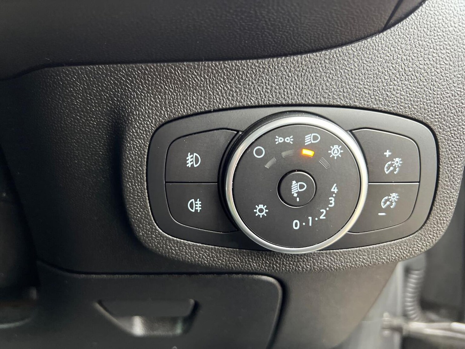 Used Ford Fiesta 2018 for sale - 76628070: Photo 22