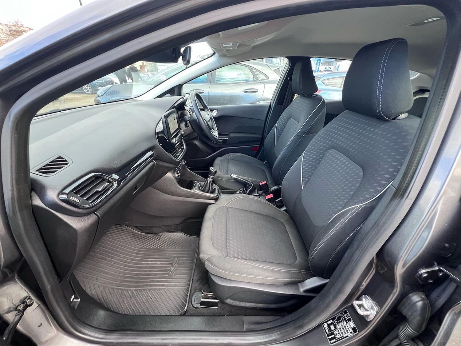 Used Ford Fiesta 2018 for sale - 76628070: Photo 35