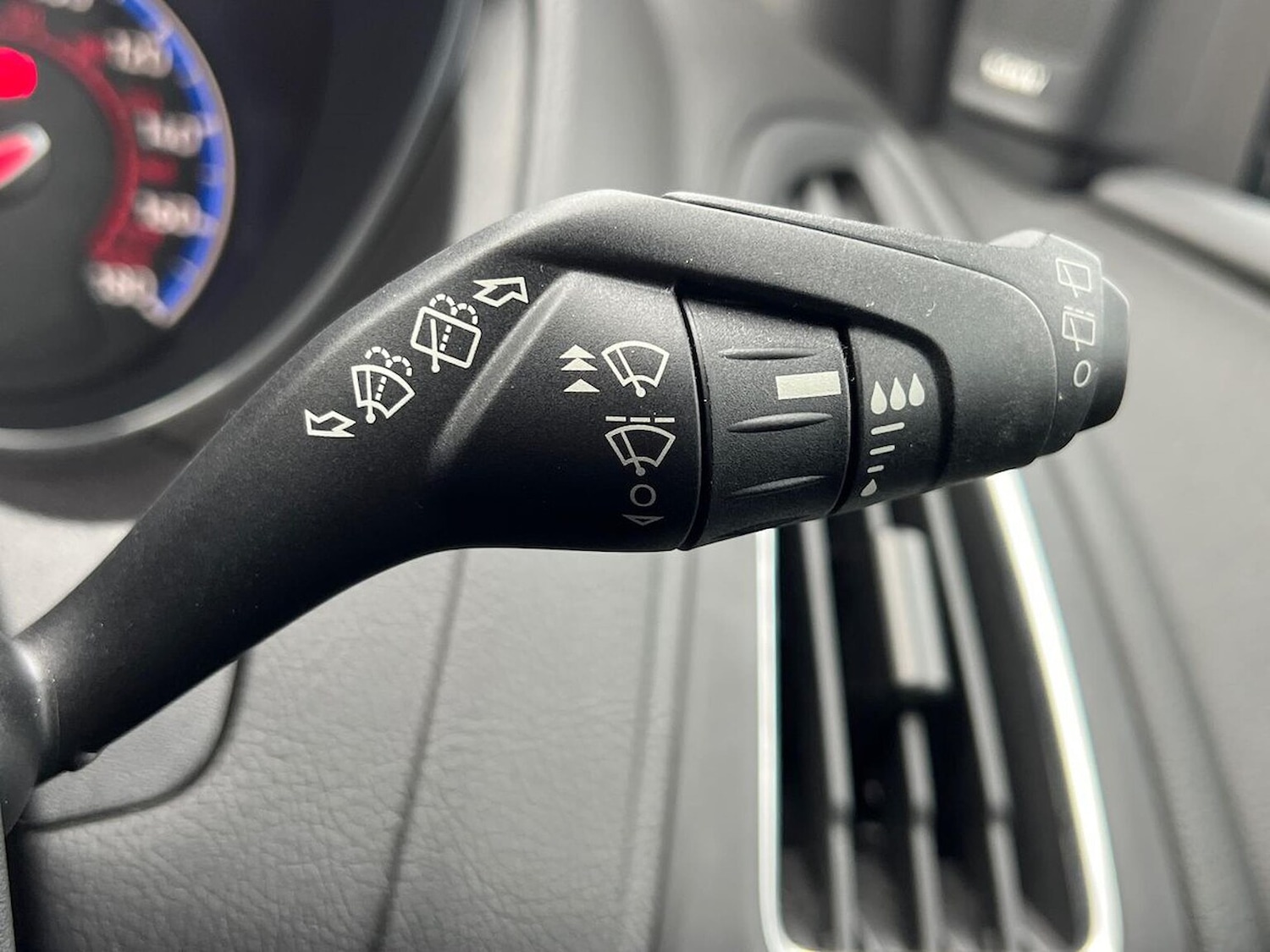 Used Ford Focus 2017 for sale - 76979886: Photo 29