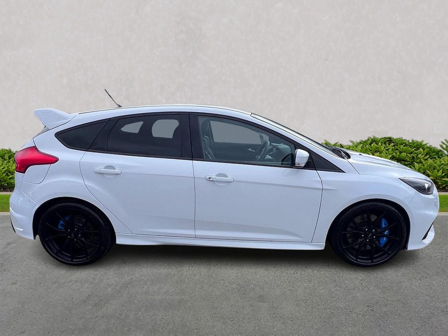 Used Ford Focus 2017 for sale - 76979886: Photo 3