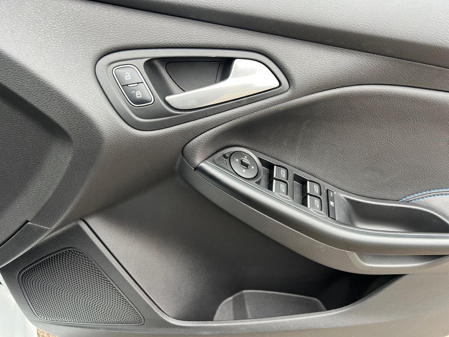 Used Ford Focus 2017 for sale - 76979886: Photo 30