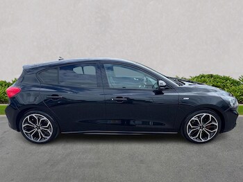 Used Ford Focus 2021 for sale - 78820908: Photo