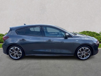 Used Ford Focus 2025 for sale - 79545626: Photo