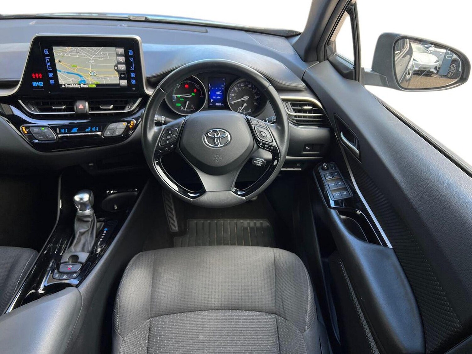 Used Toyota C-HR 2019 for sale - 78194267: Photo 11