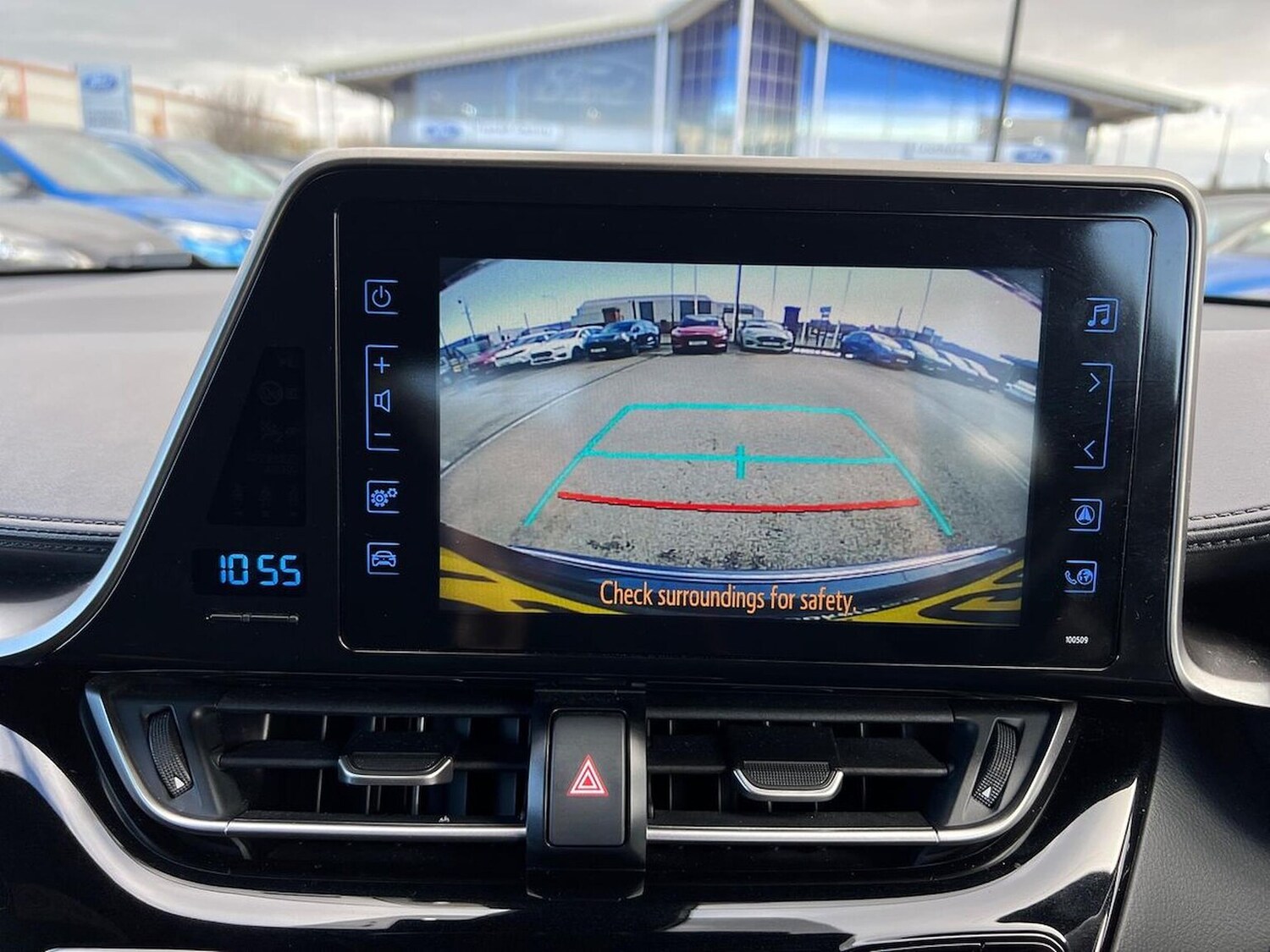 Used Toyota C-HR 2019 for sale - 78194267: Photo 27